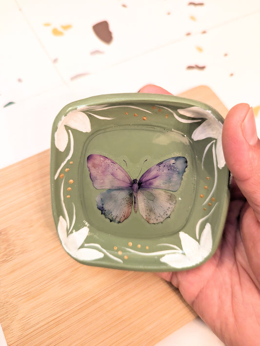 Small green butterfly trinket tray