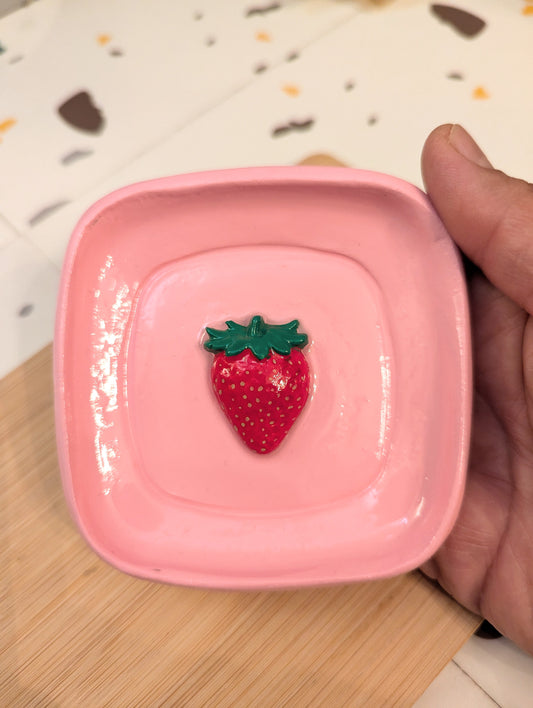 Trinket tray pink strawberry