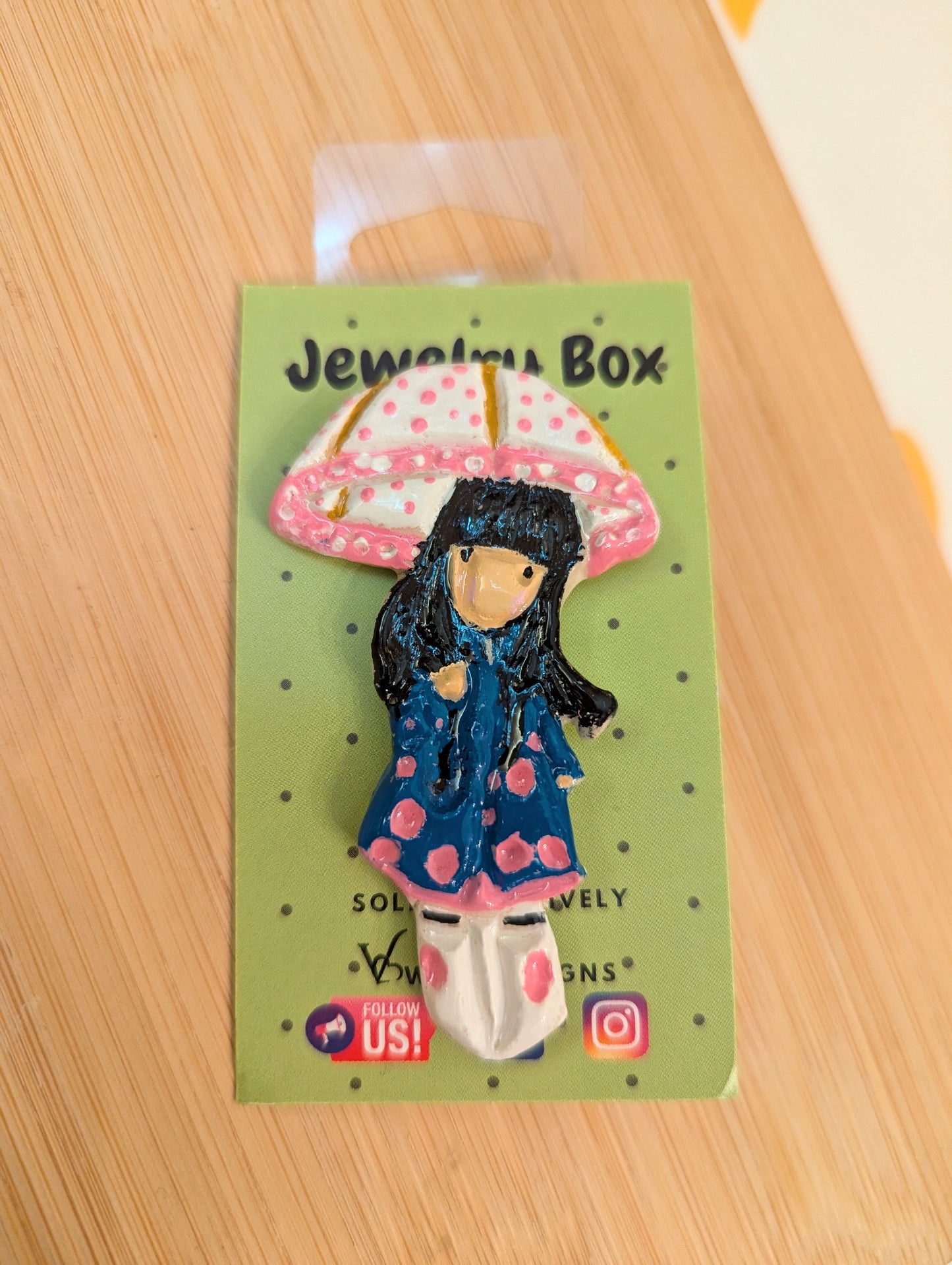 Gorgeous Girl Pin/lapel