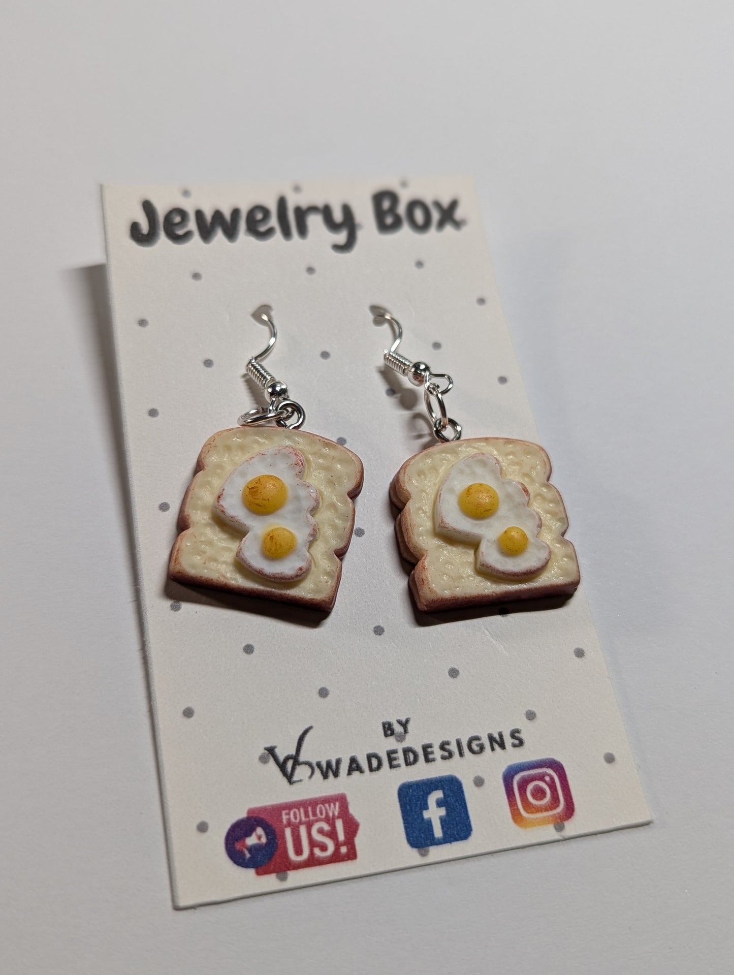 Eggs & Toast earrings